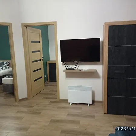Holiday home Loft Park Zator, Lokalizacja Przy Wej Parku