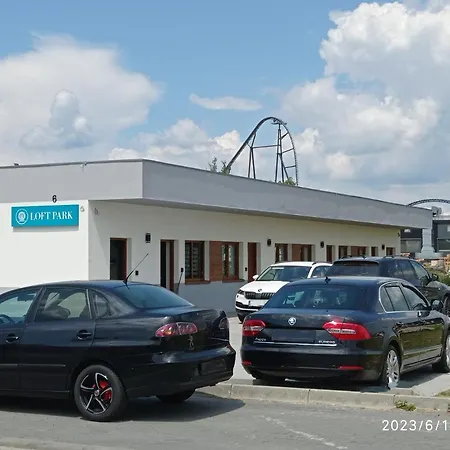Loft Park Zator, Lokalizacja Przy Wej Parku זאטור