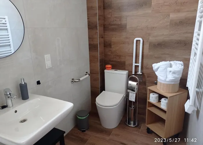 Loft Park Zator, Lokalizacja Przy Wej Parku